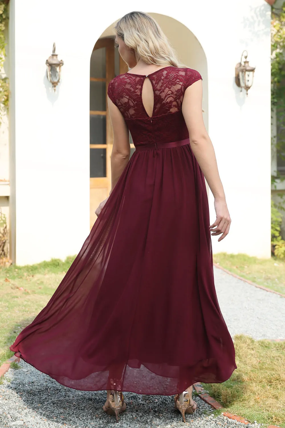 Burgundy Cap Sleeves Chiffon Abito da damigella d'onore