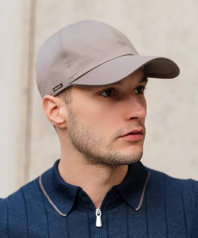 Enrico Mandelli Cappellino beige con logo in metallo CAP4014531